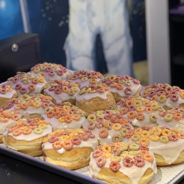 @cosmic_cat_donuts