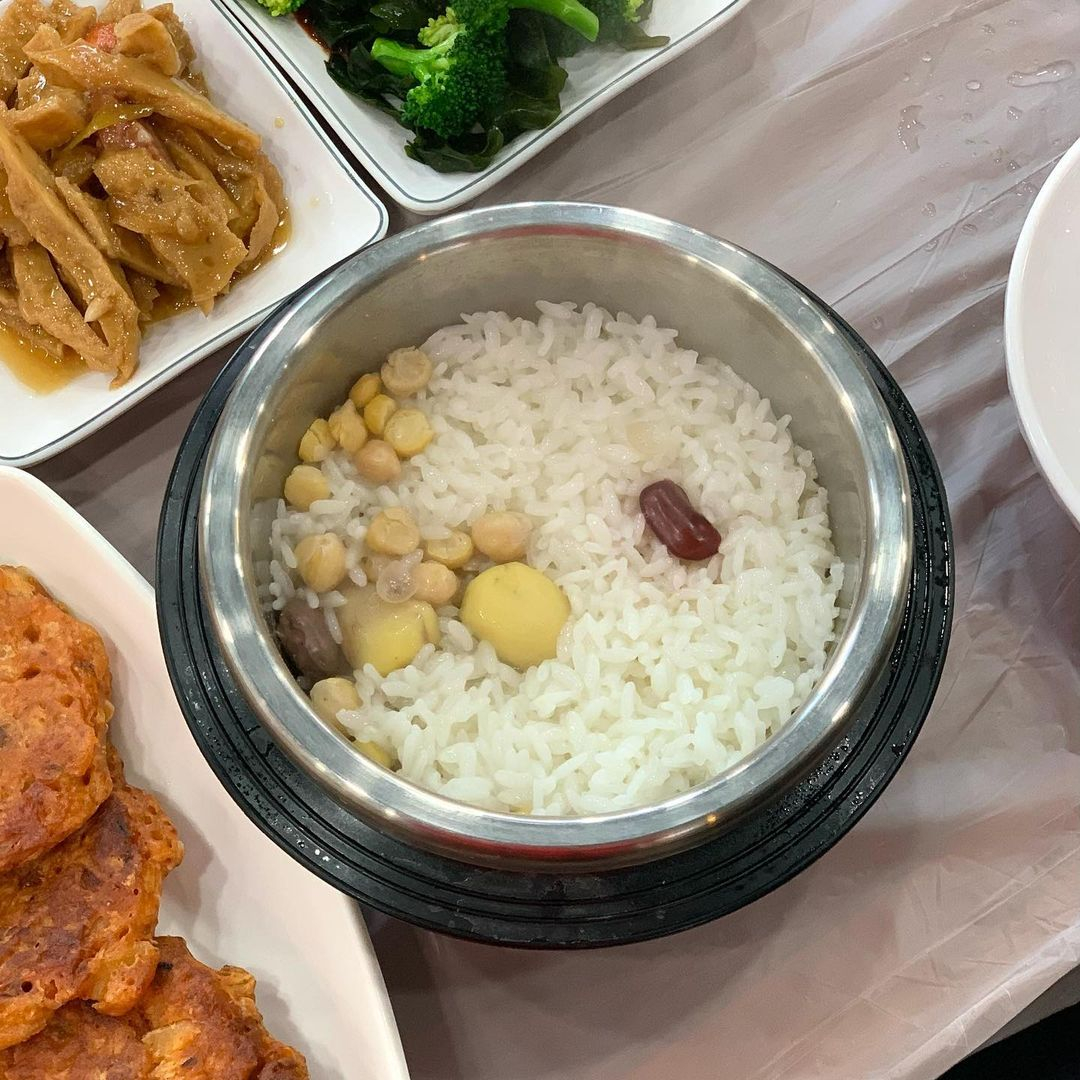 인스타그램 @owwwwr