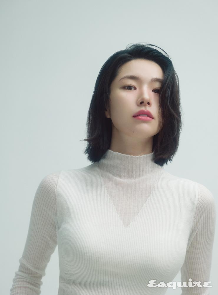 하프넥 스웨터 지고트. 