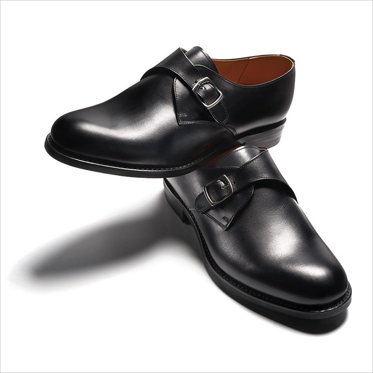 도톰한 라스트와 송아지 가죽으로 편안한 착용감을 선사하는 슈즈 29만8000원 버윅1707 by 팔러.