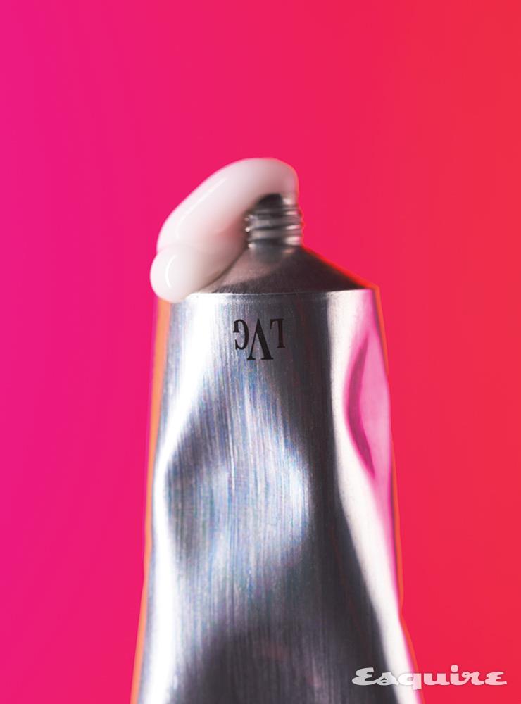플뤼 드 뷔게르 핸드크림 30mL/1만8천원 라 뷔게르.